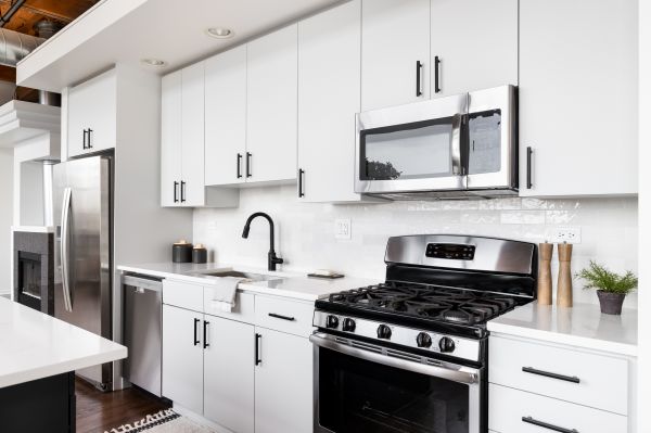 Cabinet Restyling in Richmond